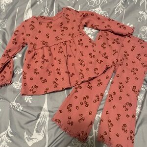 NWOT Carters Baby Girl 12M Heart Patterned Matching Set
